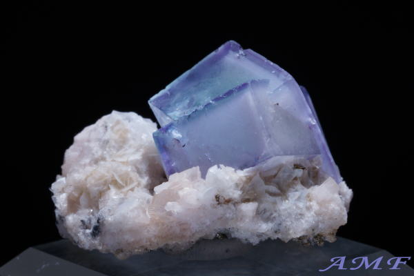 ヤオガンシャン鉱山(ポーセリンポケット)産フローライトの綺麗な標本16