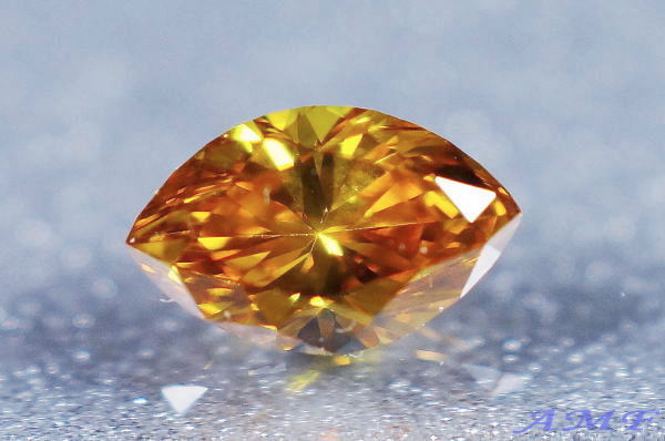 NATURAL COLLOR DIAMOND FANCY DEEP YELLOW ORANGE 0.154cti摜2