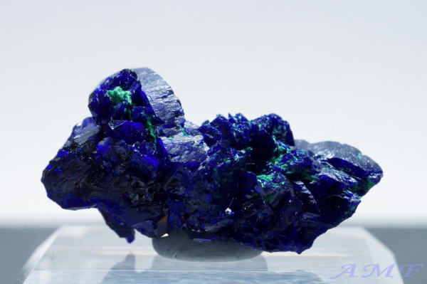 ナミビア・ツメブ鉱山産アズライト（藍銅鉱）｜ファインミネラル 