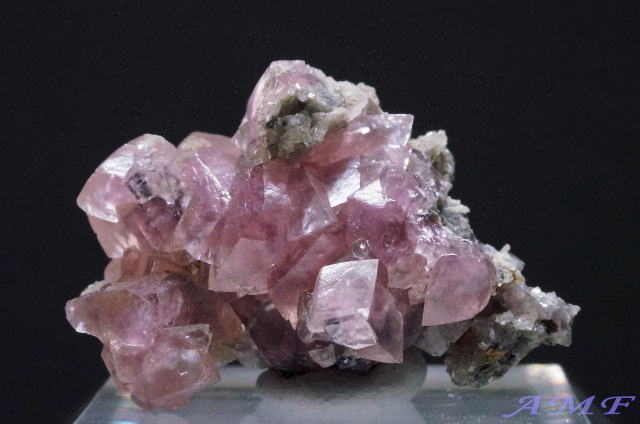 ツメブ鉱山産ピンクスミソナイトの綺麗な標本21