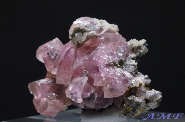 ツメブ鉱山産ピンクスミソナイトの綺麗な標本26