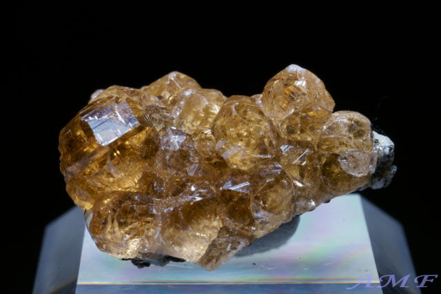 カナダ・ジェフリー鉱山産グロッシュラーガーネットの綺麗な標本91