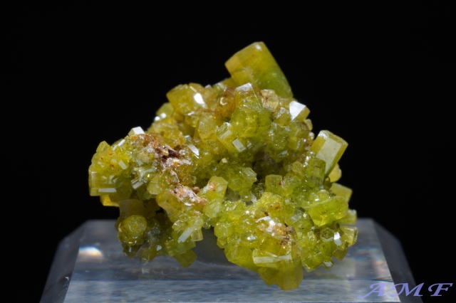 中国産パイロモルファイト緑鉛鉱の綺麗な標本51